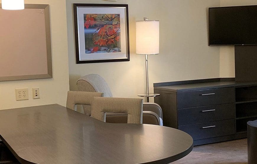 Candlewood Crabtree Near Rex Medical Center